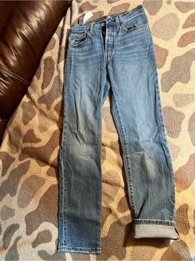 Levi's Straight Leg Jeans - Light Blue Denim
